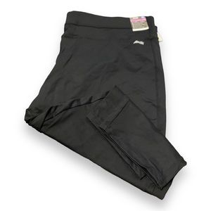 Avia Ultimate Capri Cropped Active Leggings